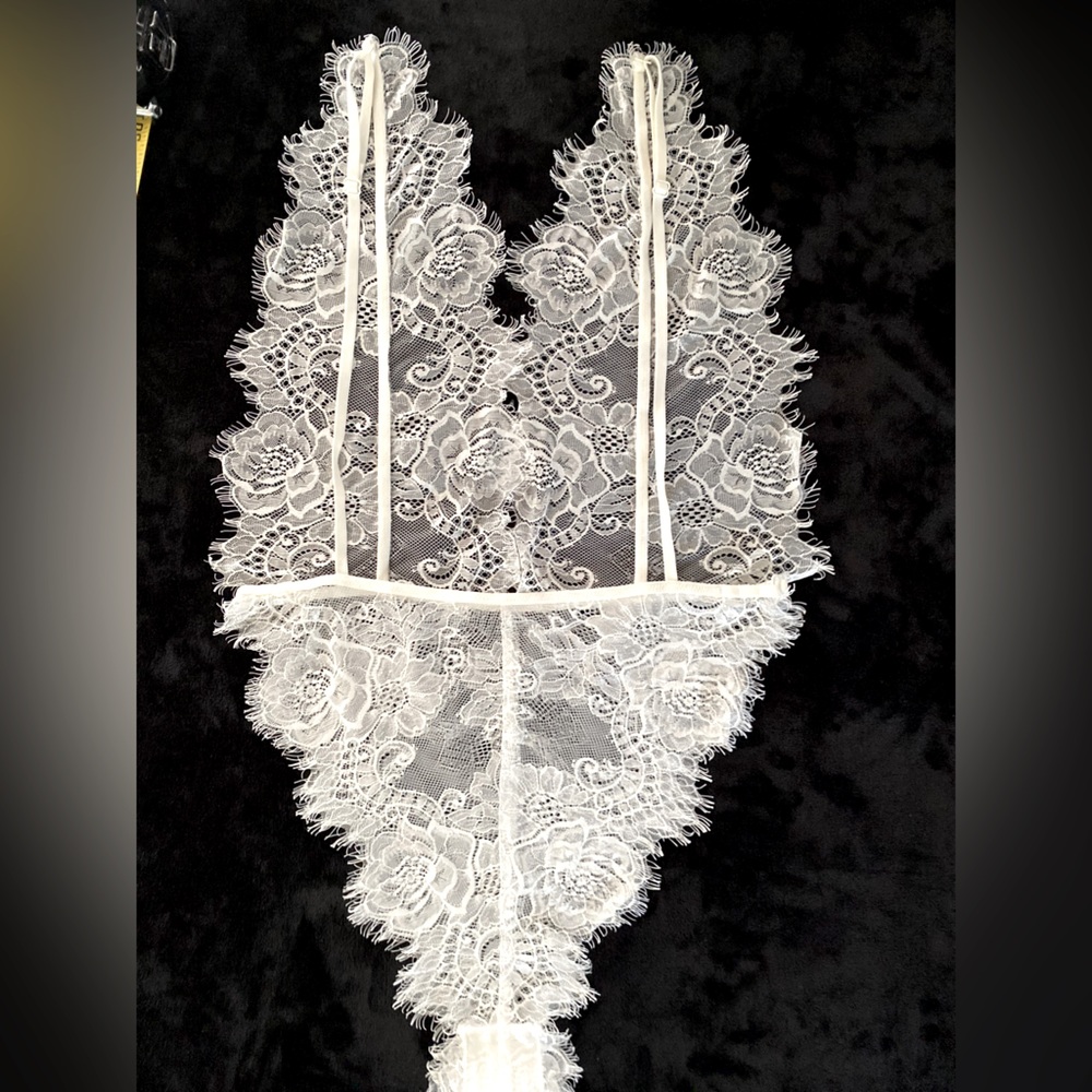 White Lace Teddy. Women’s Medium Lace Bodysuit. Delicate  bridal lingerie